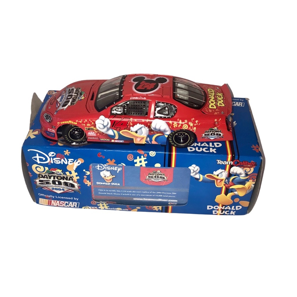 Disney Donald Duck 2004 Daytona‎ 500 1:24 Scale Diecast Collectible Car
